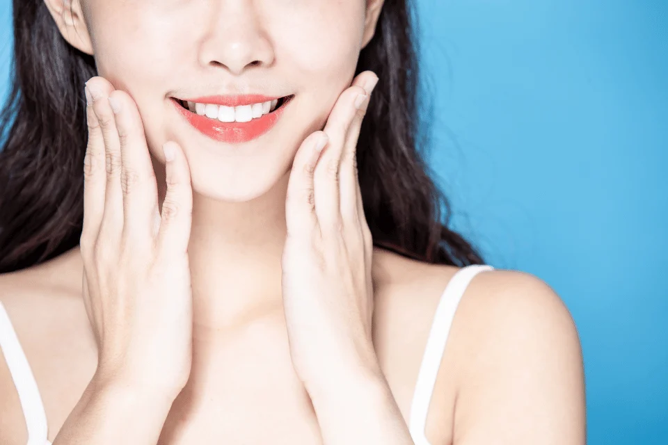 居家美白牙齒怎麼做？安全有效的美白方式與注意事項一次看