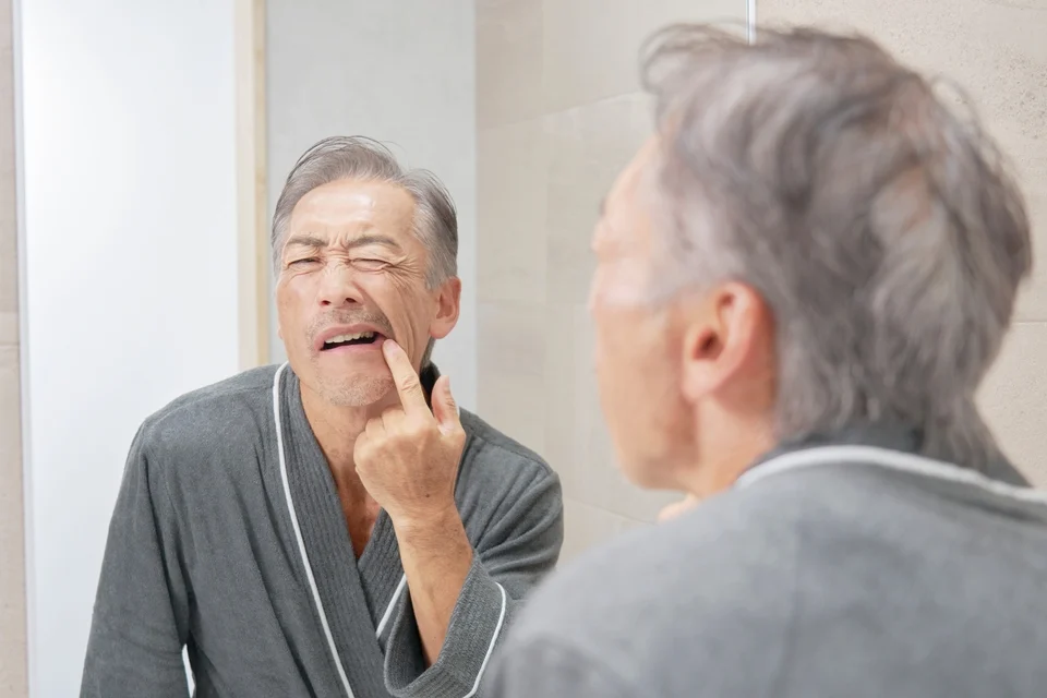 牙垢刷不掉怎麼辦？牙醫教你清除頑固牙垢的5個方法