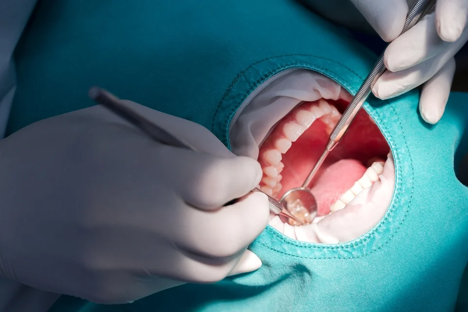 植牙傷到神經會好嗎？多久會恢復？3大下齒槽神經受損症狀與黃金治療期